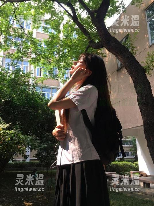 718黑瓜吃料 718黑瓜吃料app:有时候就是想一头扎进八卦海,能够狠狠迷失一下!