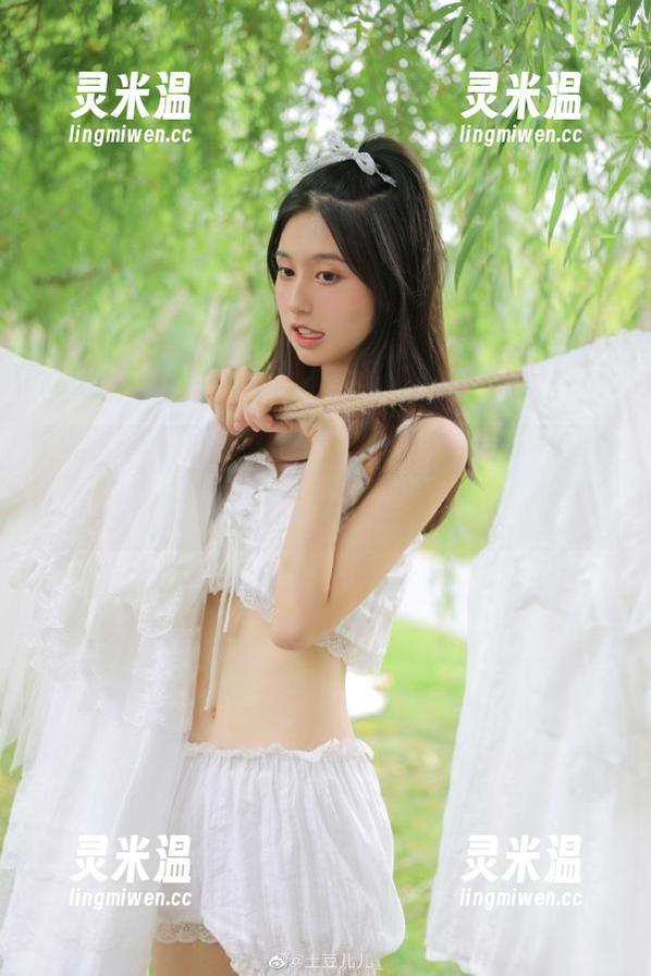 91吃瓜网 靠近真实的瓜!下载91吃瓜网,让你站在八卦的最前沿!