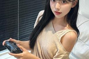 下载www.zztt333，翻身做主，瓜也能吃得有文化！