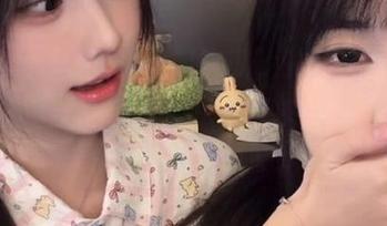 在“一起吃瓜”的苹果版上,能不能不要一直提那一坨唐突文件?给我点间隙喘口气吧!