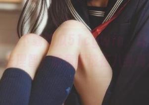 下载吃瓜51cgwin，让我在网络上失去理智，随意翻滚在八卦海洋里。