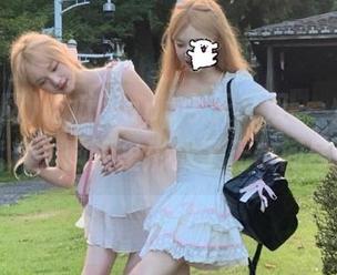 吃瓜网app今天又双叒叕爆了个猛料,脑海里形成了无数问号…