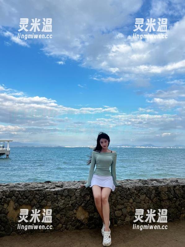 吃瓜网 在线聊天时刷到吃瓜网爆料,整个氛围都变得暧昧了。