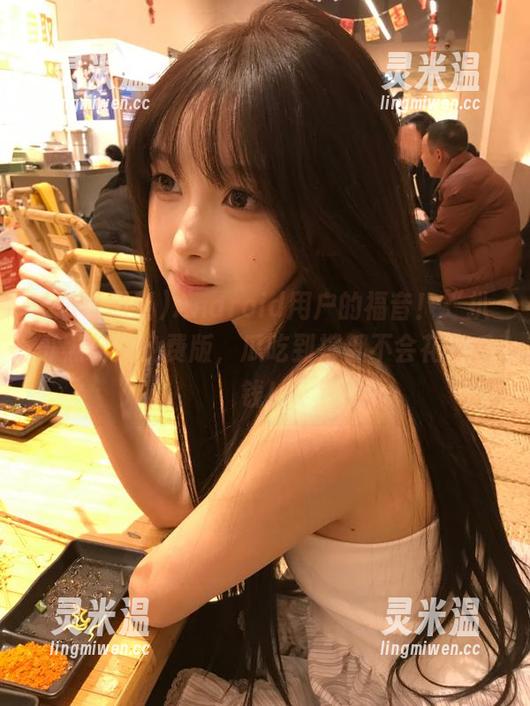 扒哥黑料 Android用户的福音!“扒哥黑料”免费版,瓜吃到撑都不会花一毛钱!