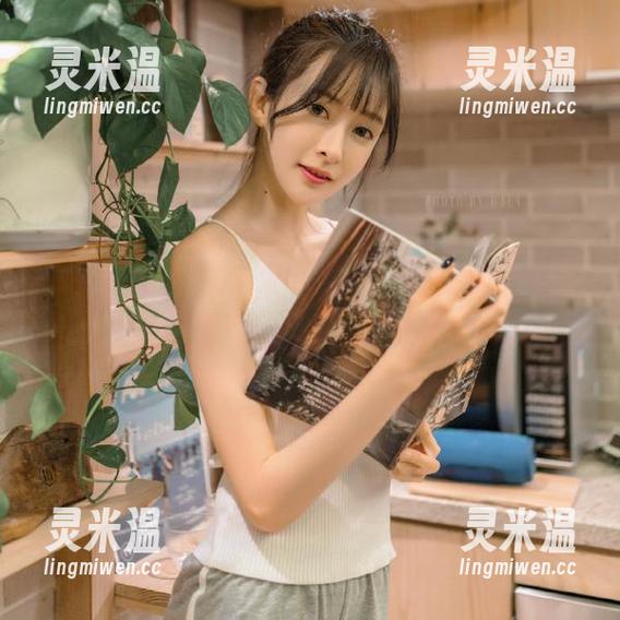 精品黑料 在‘精品黑料’手机里,我的入口等着你们来投喂国产八卦!