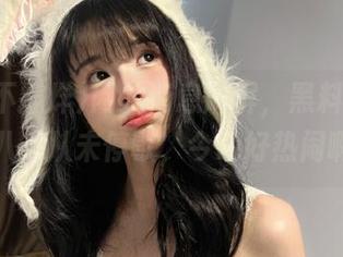 网站消息刷屏，黑料不打烊，八卦从未停歇，今晚好热闹啊！