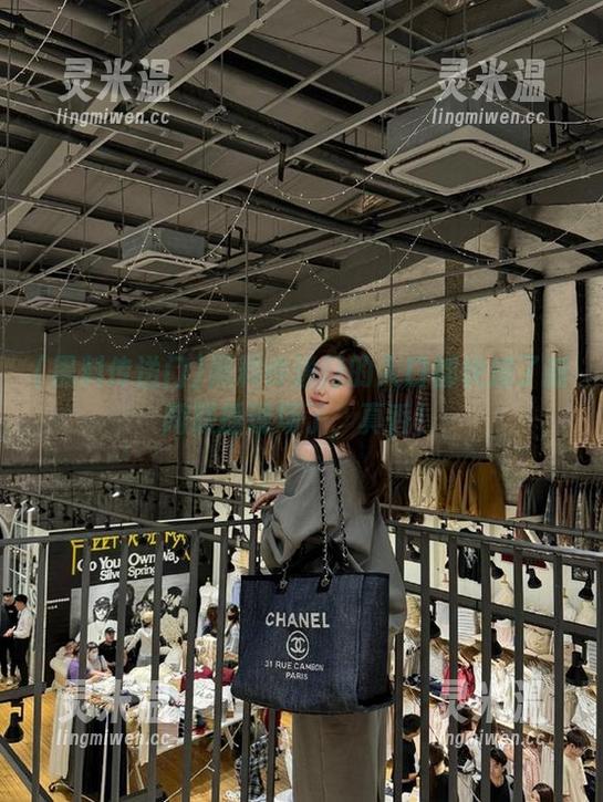 黑料传送门 黑料传送门的入口都快成了新闻联播现场了,真香!