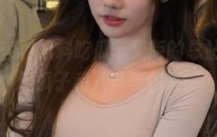 黑料吃瓜苹果版的总站，有一堆瓜子和八卦等你来！