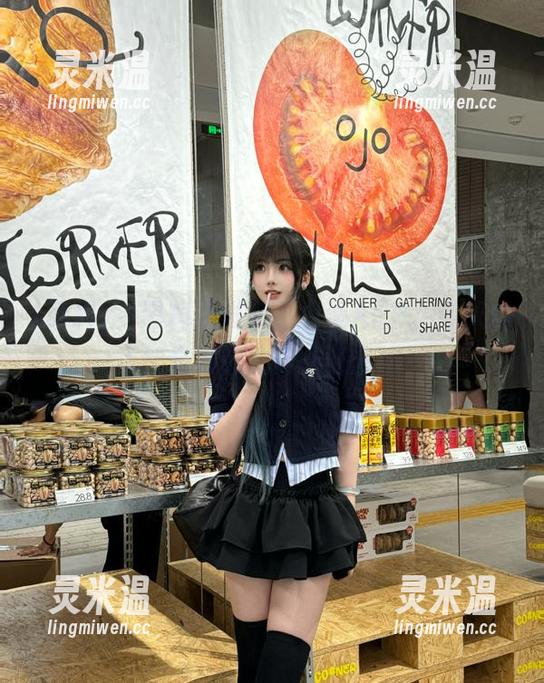 黑料社 黑料社发布正能量APP,今天的正能量好像比昨天还多哦!