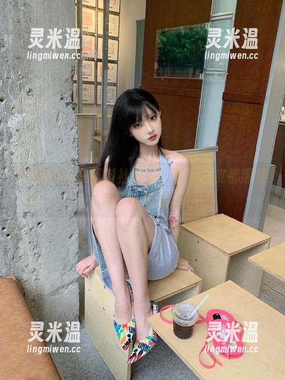 在黑料社首页，下载瓜皮都顺便带了一波潮流