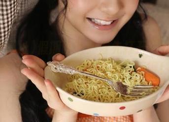 假期设定：首先打开“黑料网址”，然后再讨论有多么值得！